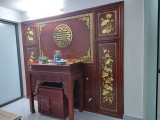 vách ngăn thờ gỗ gõ KT: dài 3m08 x cao 2m50