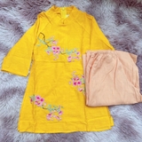 ao-dai-be-gai-theu-hoa-truyen-thong-chat-to-dui-mem-min-mat-ao-kem-quan-mamla