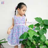 dam-hoa-nhi-nen-xanh-duong-vien-ren-dang-yeu-cho-be-gai