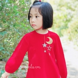 set-ao-dai-cho-be-trai-kem-quan-ao-be-gai-kem-vay-cach-tan-theu-trang-sao-mau-do