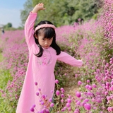 ao-dai-be-gai-theu-hinh-meo-hoa-nhung-min-phoi-quan-lua-ong-xuong-cuc-xinh-mamla
