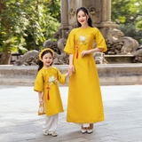 ao-dai-be-gai-theu-ruy-bang-thu-cong-hoa-cuc-vai-taffta-dung-form-set-ao-kem-qua