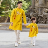 ao-dai-be-trai-theu-ket-ruy-bang-thu-cong-chim-yen-vai-taffeta-giu-form-tot-mac-