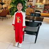 ao-dai-doi-be-trai-be-gai-mac-cap-vai-lua-cheo-mem-mau-do-in-hinh-em-be-tet-kem-
