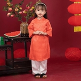 ao-dai-truyen-thong-be-gai-chat-lua-in-hoa-noi-mem-mat-set-ao-kem-quan-lua-va-bo