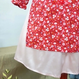 ao-dai-cach-tan-hoa-nhi-mau-do-cho-be-gai-ao-kem-chan-vay-va-bom-mamla