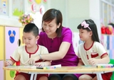 Ba mẹ nên làm gì nếu con mình học không bằng con người ta?