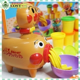 Hộp đất nặn hình con heo với các khuôn làm đồ ăn đủ màu sắc