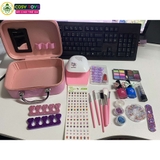 Đồ chơi hộp trang điểm kèm dụng cụ làm đẹp sơn móng, son môi và hơ móng tay...cho bé