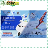 Máy bay điều khiển từ xa 4 chiều, kèm phi hành đoàn, có đèn và nhạc khi chơi cho bé