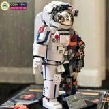 Đồ chơi lắp ghép xếp hình phi hành gia thám hiểm không gian cỡ lớn với 633 chi tiết