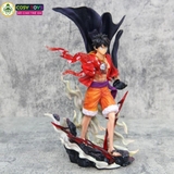 Mô hình OnePiece Luffy cầm áo - cao 28cm - nặng 800gram, Figure OnePiece - có vỏ hộp màu