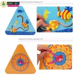 Đồ chơi tam giác trí tuệ bằng gỗ với nhiều kiểu chơi kích thích sáng tạo và tư duy cho bé