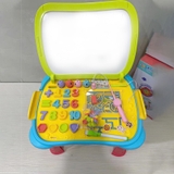 Bàn học kèm bút vẽ, bảng xóa và đồ chơi học tập cho bé