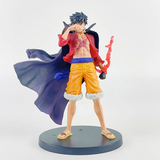 Mô hình anime Hải tặc -  mũ rơm mặc áo choàng đen, tay bọc haki cao 17cm