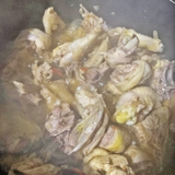 Gà Kho Nén