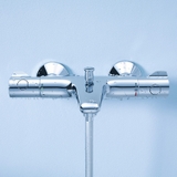 Bộ Sen tay Grohe Tempesta 100 27853001 + Bộ trộn nổi có vòi xả thẳng Grohe 34567000