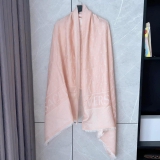 Khăn lụa Versace