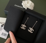 Khuyên tai Chanel CC Earings