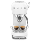 Máy pha cà phê SMEG ECF02WHEU màu trắng