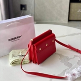 Túi Burberry đỏ da bê