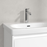 Lavabo treo tường Villeroy & Boch Skyla, màu trắng .