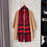 Khăn len Burberry