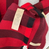 Khăn len Burberry