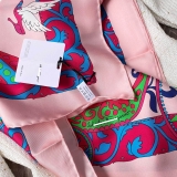 Khăn lụa Salvatore Ferragamo