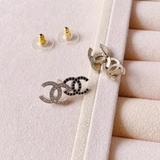Khuyên Chanel Double