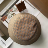 Mũ Burberry