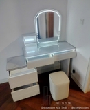 Bàn Trang Điểm Có Đèn 179S