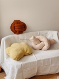 Gối sofa hình học - Nâu nhạt hình túi