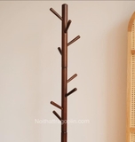Cây treo đồ gỗ 02