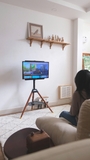 Kệ TV - 3 chân gỗ có khay 43-65 inch