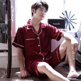 bo-pijama-nam-quan-ngan-tay-ngan-lua-satin-mem-mac-nha-mac-ngu-qm10