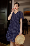 Đầm cổ V kèm hoa cài rời Nari Dress JL216