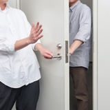 ĐÈN CẢM ỨNG CẢNH BÁO GẮN TRÊN CỬA TAL25GNWL