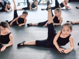 Bộ nhảy lệch vai, quần tà voan lụa