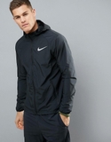 Nike Áo gió Essential black black running (form Âu)