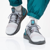 Star Wars x UltraBoost 19 'Millenium Falcon'