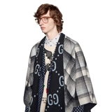 Áo Poncho Gucci Hai Mặt 'GG'