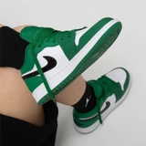 Jordan 1 Low 'Pine Green'