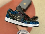 Jordan 1 Low 'Rắn Đa Sắc'