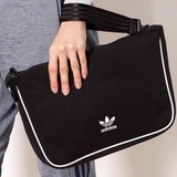 Túi Adidas cầm tay 'Black'