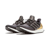 UltraBoost 2.0 Limited 'Huy Chương Vàng'