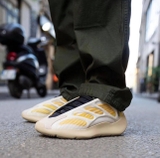 Yeezy 700 V3 'Mật Ong'