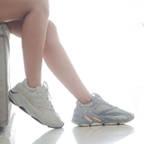 Yeezy Boost 700 'Tinh Thể'