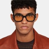 Kính vuông Gucci 'Black Gold'