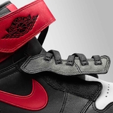 Jordan 1 High FlyEase 'Black Toe'